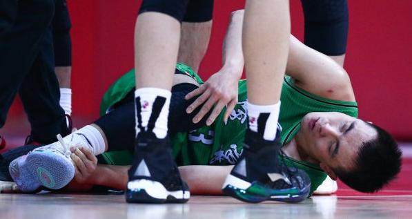 米乐M6-【观察】CBA伤病潮突然来袭 多重因素加剧伤病危机